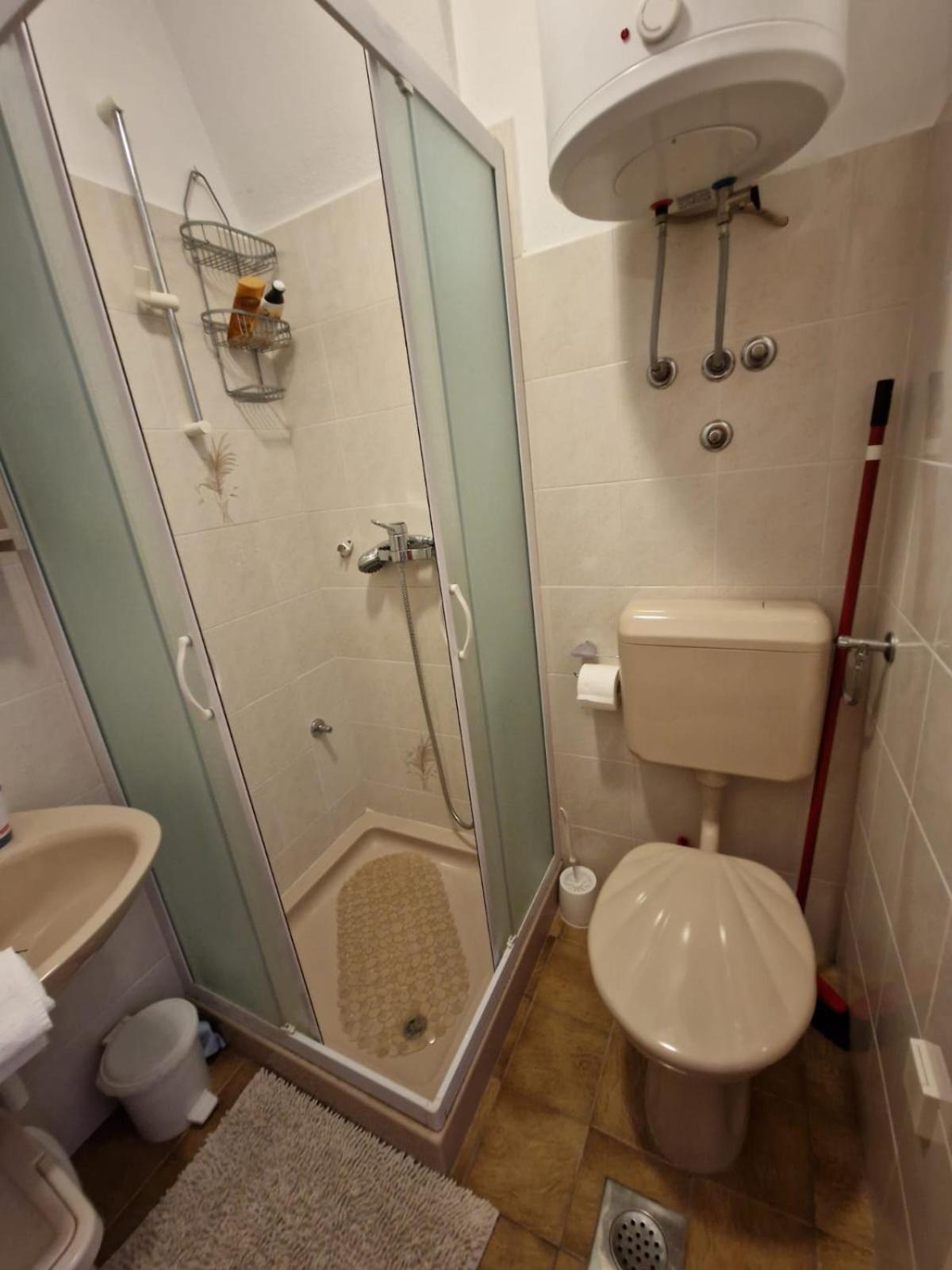 Studio Apartment Riva Sumartin Exterior foto